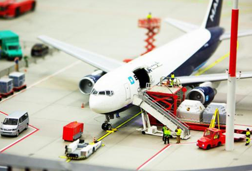 Courier Services in Mumb...